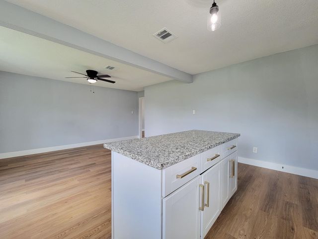 4538 Clover Street, Houston, TX 77051