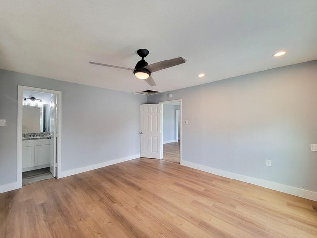 4538 Clover Street, Houston, TX 77051