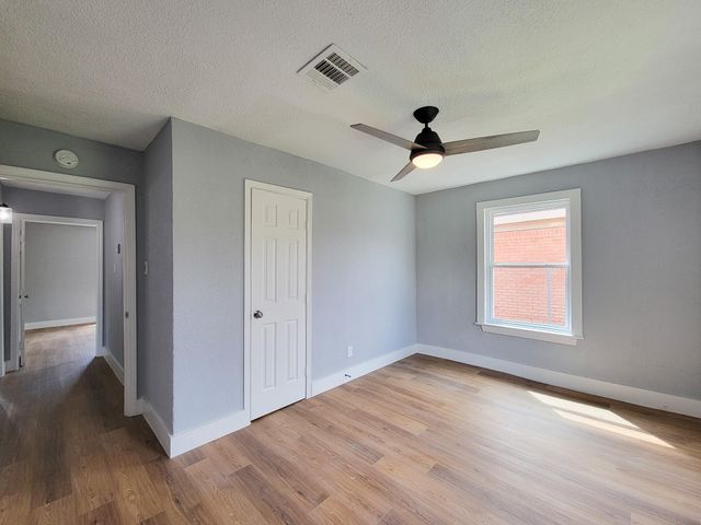 4538 Clover Street, Houston, TX 77051