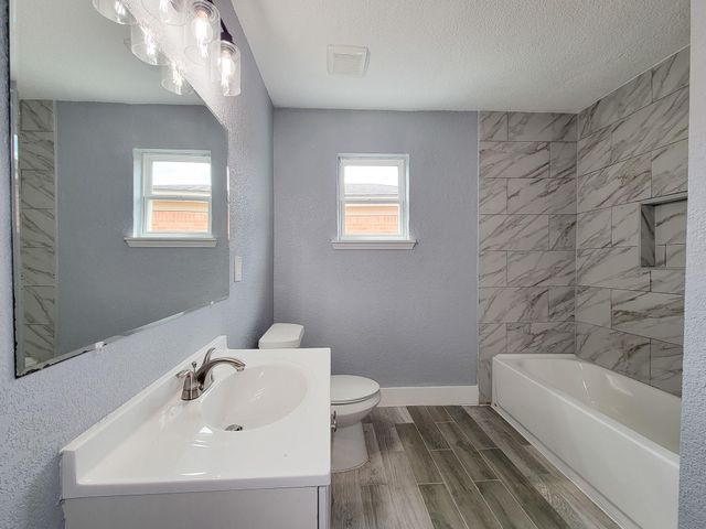 4538 Clover Street, Houston, TX 77051