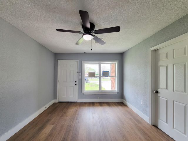 4538 Clover Street, Houston, TX 77051