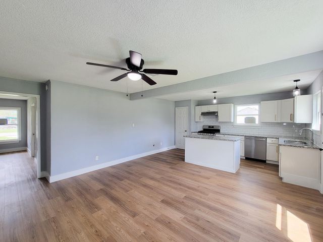 4538 Clover Street, Houston, TX 77051