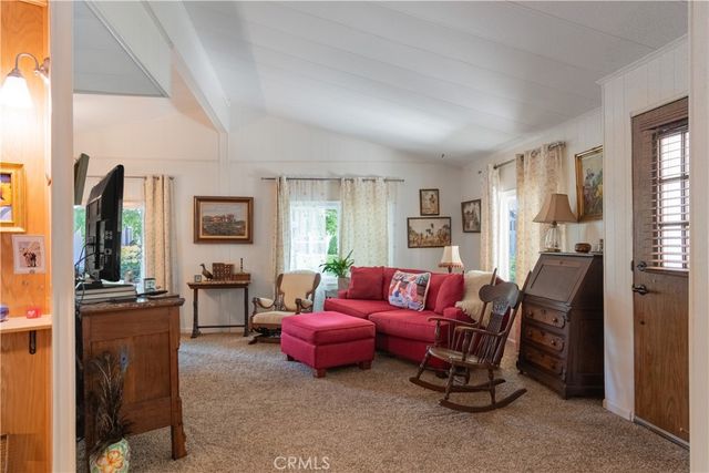 337 Lark Drive, Paso Robles, CA 93446