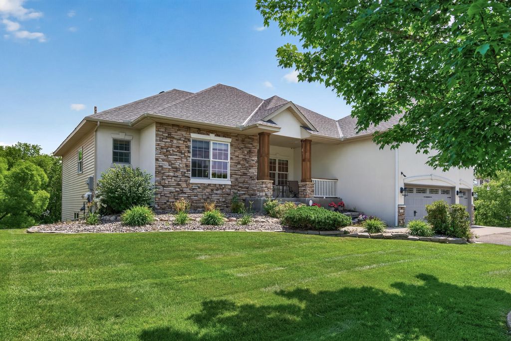 1231 Cobblestone Road N, Champlin, MN 55316