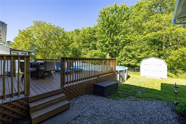73 Ann Marie Drive, Gates, NY 14606