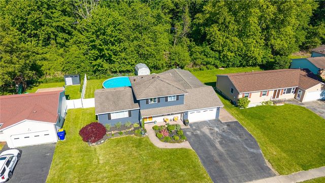 73 Ann Marie Drive, Gates, NY 14606