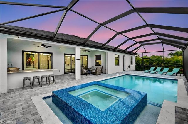 3724 3rd ST, Cape Coral, FL 33991