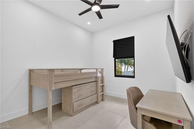 3724 3rd ST, Cape Coral, FL 33991