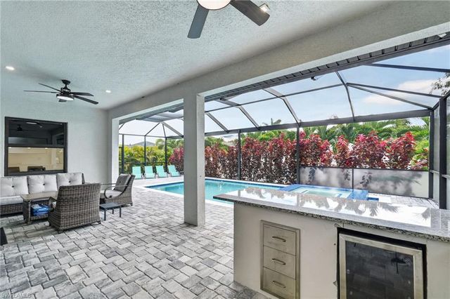 3724 3rd ST, Cape Coral, FL 33991