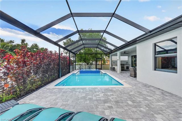 3724 3rd ST, Cape Coral, FL 33991