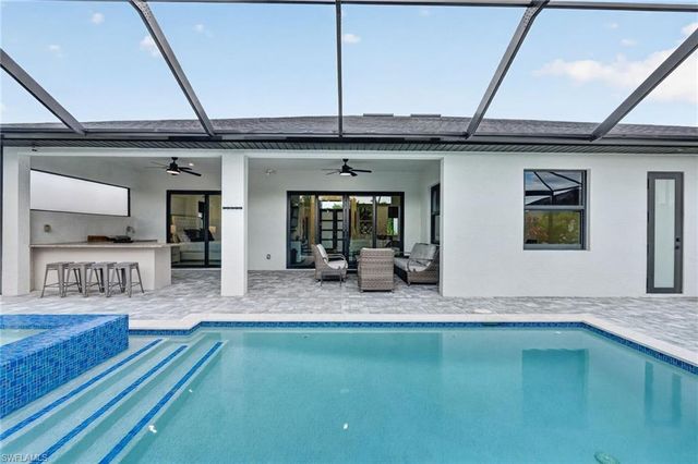 3724 3rd ST, Cape Coral, FL 33991