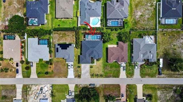 3724 3rd ST, Cape Coral, FL 33991