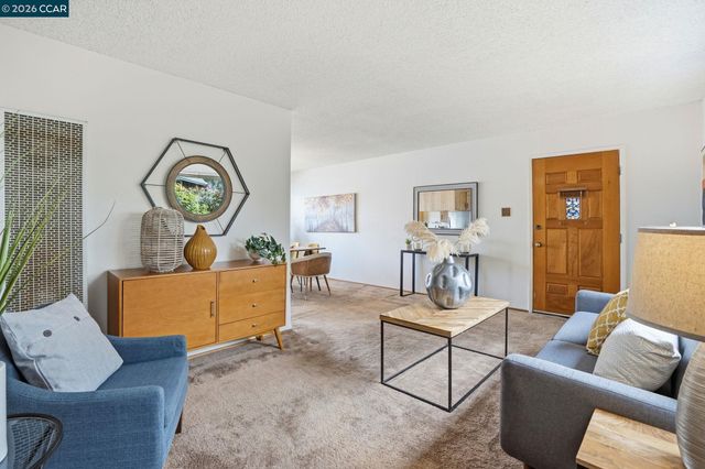 871 Merle Ave, Martinez, CA 94553