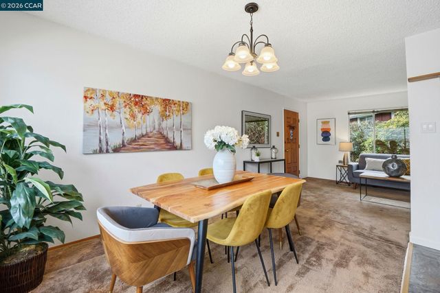 871 Merle Ave, Martinez, CA 94553