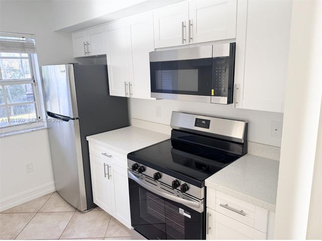 2081 Renaissance Blvd 208, Miramar, FL 33025