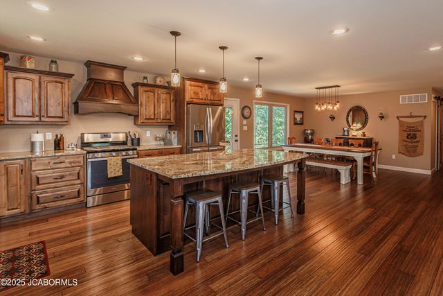 30461 OAK MEADOWS ROAD, California, MO 65018