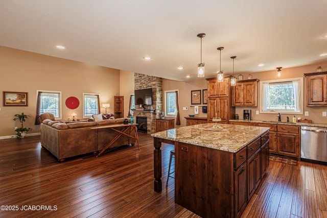 30461 OAK MEADOWS ROAD, California, MO 65018