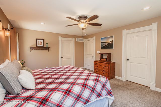 30461 OAK MEADOWS ROAD, California, MO 65018