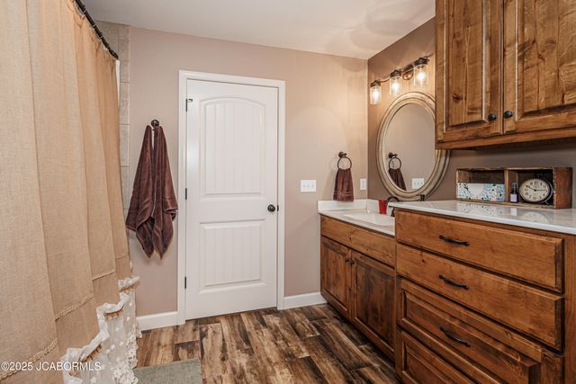 30461 OAK MEADOWS ROAD, California, MO 65018