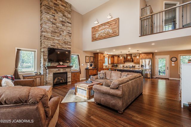 30461 OAK MEADOWS ROAD, California, MO 65018