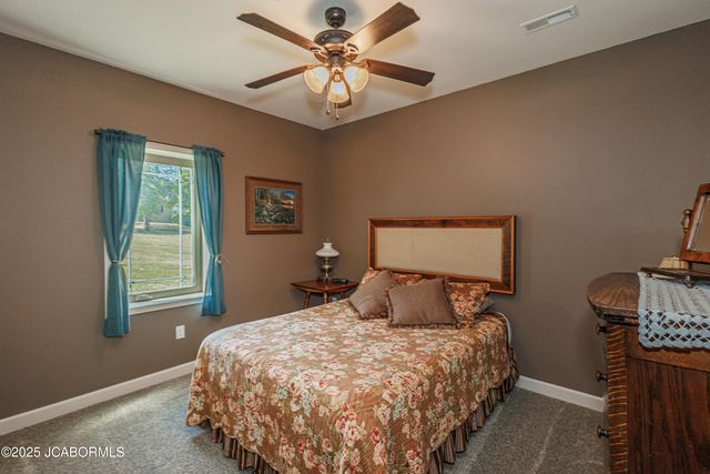 30461 OAK MEADOWS ROAD, California, MO 65018