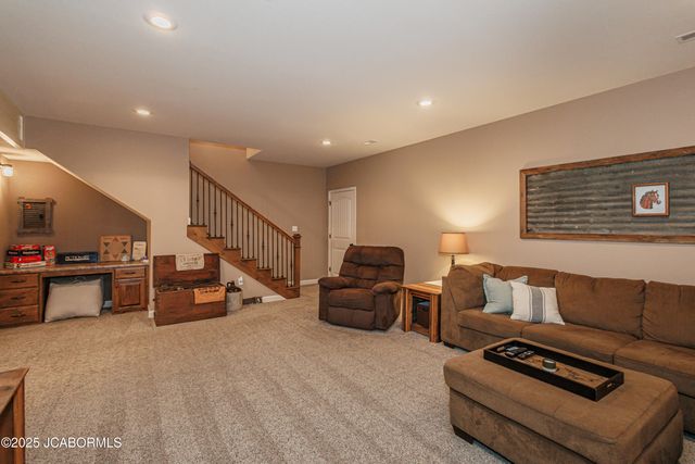 30461 OAK MEADOWS ROAD, California, MO 65018