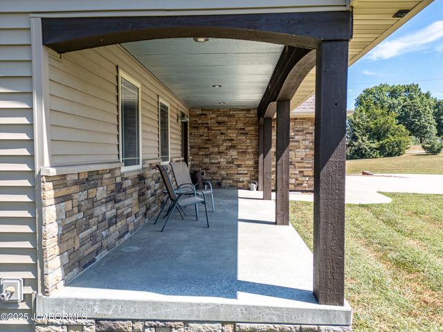 30461 OAK MEADOWS ROAD, California, MO 65018