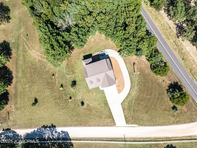 30461 OAK MEADOWS ROAD, California, MO 65018