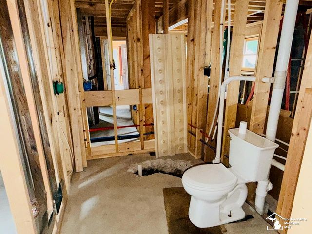 4860 Cass Elizabeth Road, Waterford, MI 48327