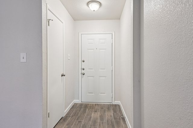 753 Toni Drive, Hurst, TX 76054