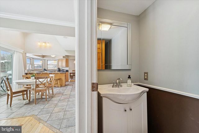 527 E RAVINE ST, Langhorne, PA 19047