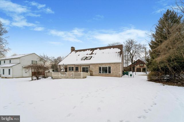 527 E RAVINE ST, Langhorne, PA 19047