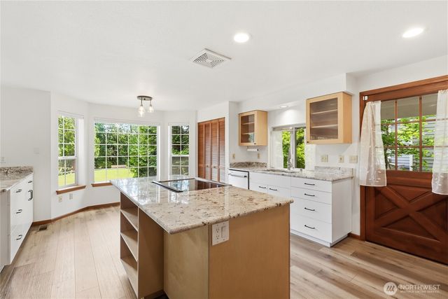 400 E Old Ranch Road, Allyn, WA 98524