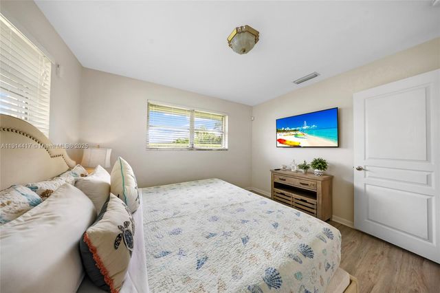 2132 NE 63rd Court, Fort Lauderdale, FL 33308