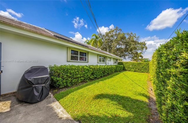 2132 NE 63rd Court, Fort Lauderdale, FL 33308