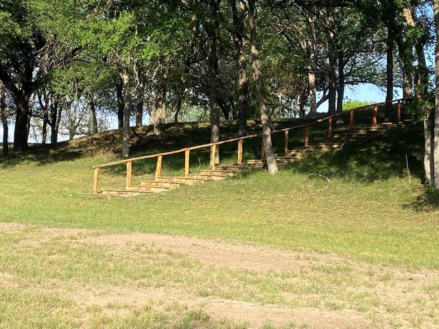 912 N Center Point River Rd, Center Point, TX 78010