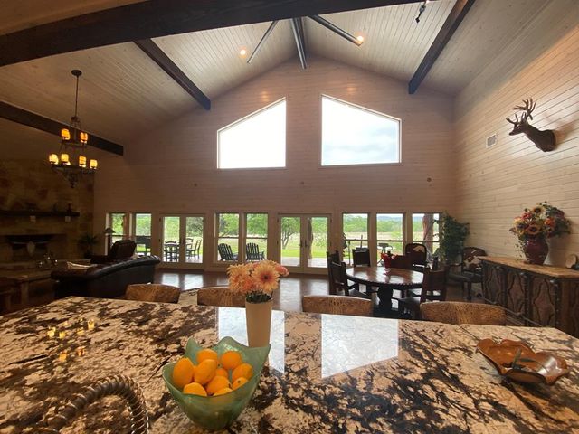 912 N Center Point River Rd, Center Point, TX 78010