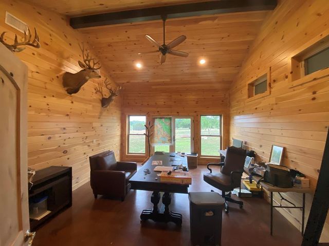 912 N Center Point River Rd, Center Point, TX 78010