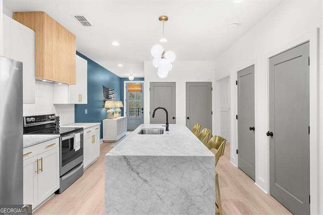 32 Becker Place NW, Atlanta, GA 30307