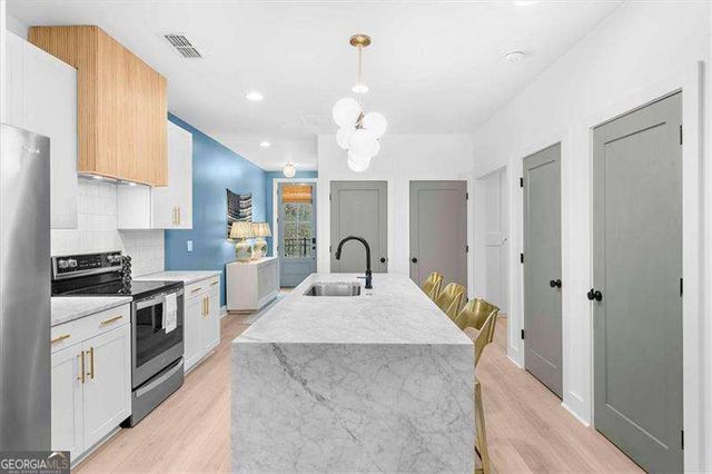 32 Becker Place NW, Atlanta, GA 30307