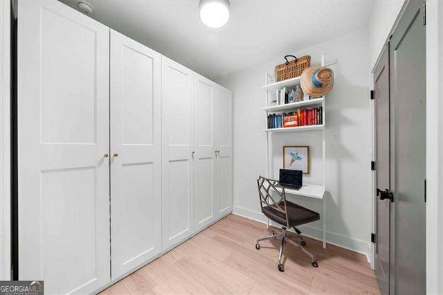 32 Becker Place NW, Atlanta, GA 30307