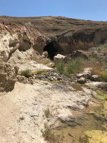 14774 Milton Rd, Valley Springs, CA 95252