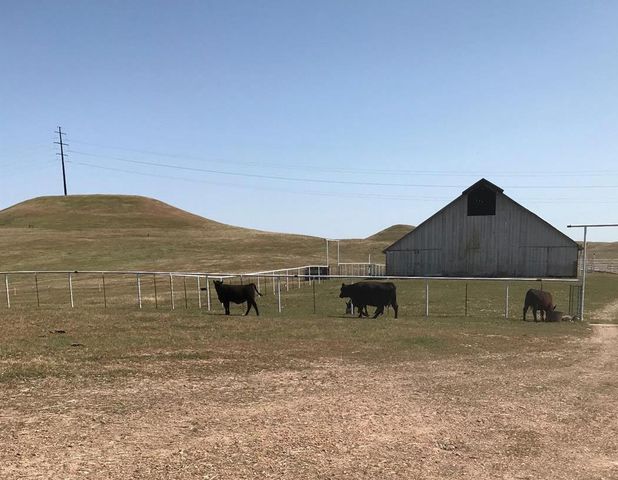 14774 Milton Rd, Valley Springs, CA 95252