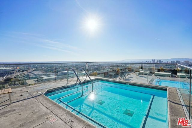 1100 Wilshire Boulevard 2209, Los Angeles, CA 90017