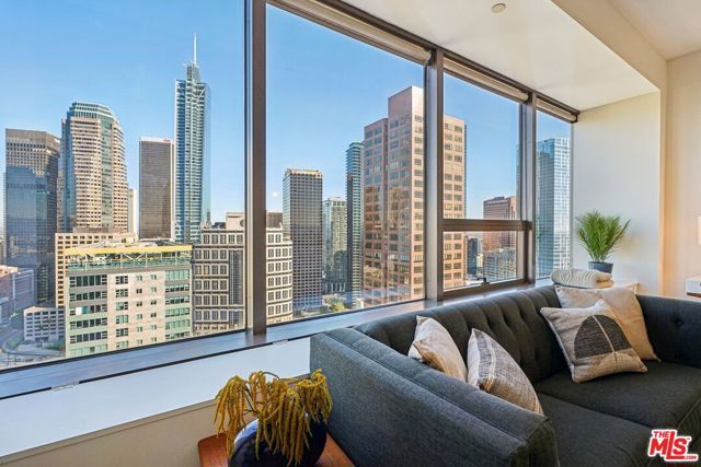 1100 Wilshire Boulevard 2209, Los Angeles, CA 90017