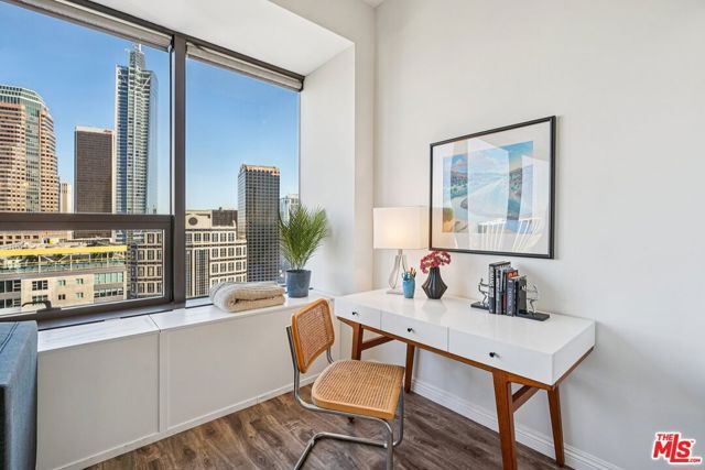 1100 Wilshire Boulevard 2209, Los Angeles, CA 90017