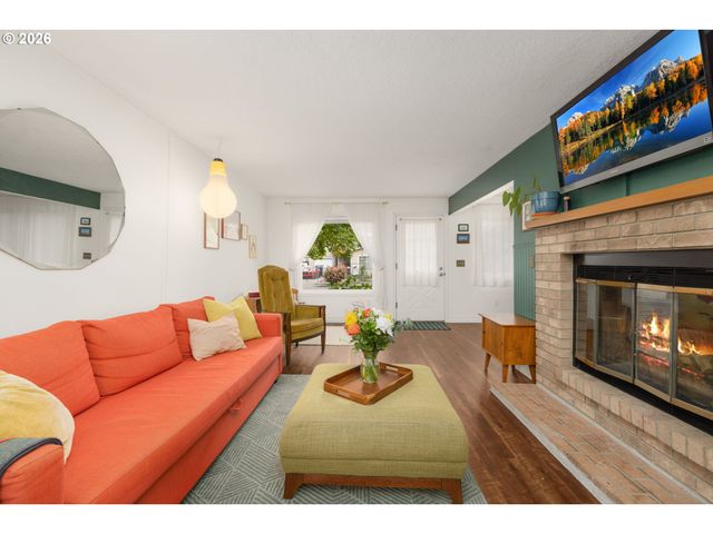 9920 Se ELLIS St, Portland, OR 97266