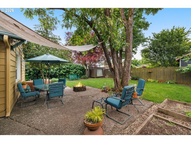 9920 Se ELLIS St, Portland, OR 97266