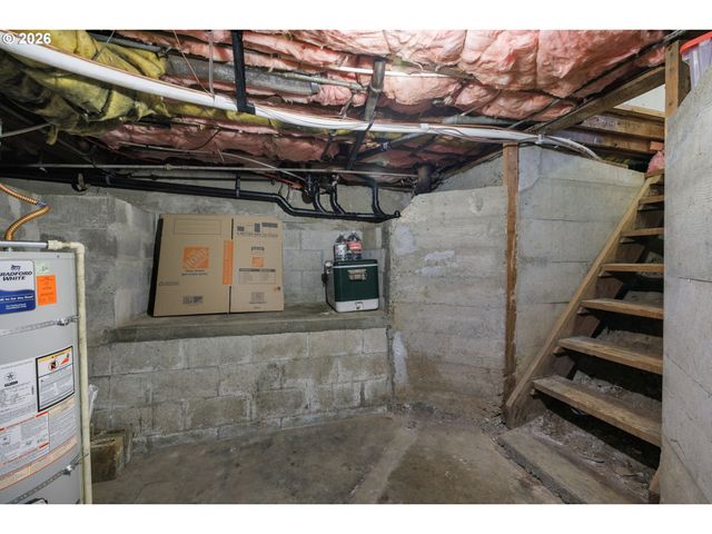 9920 Se ELLIS St, Portland, OR 97266