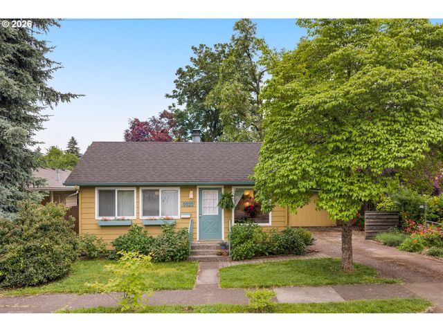 9920 Se ELLIS St, Portland, OR 97266